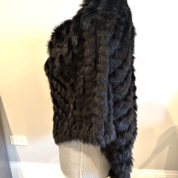 Faux Fur Poncho - Picture 4 of 11